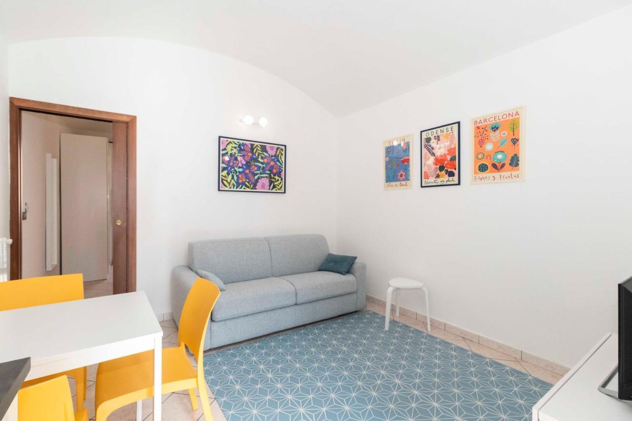 Colourful Flat San Donato Apartment Turin Exterior photo