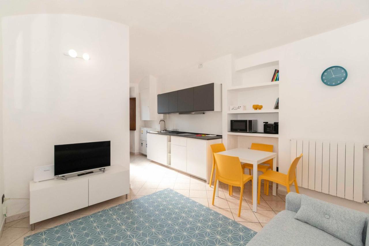 Colourful Flat San Donato Apartment Turin Exterior photo