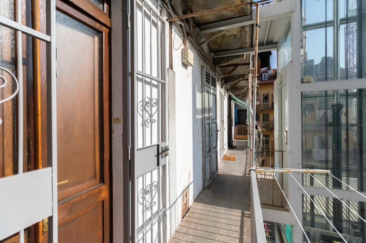 Colourful Flat San Donato Apartment Turin Exterior photo